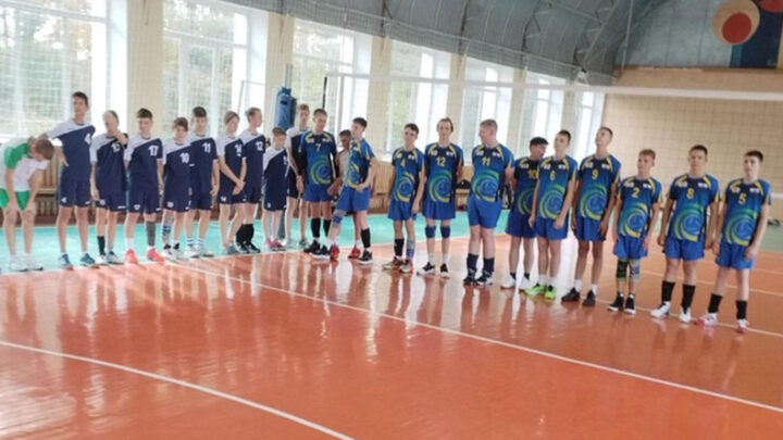 В областном первенстве по волейболу команда Оршанской СДЮШОР №2 заняла второе место